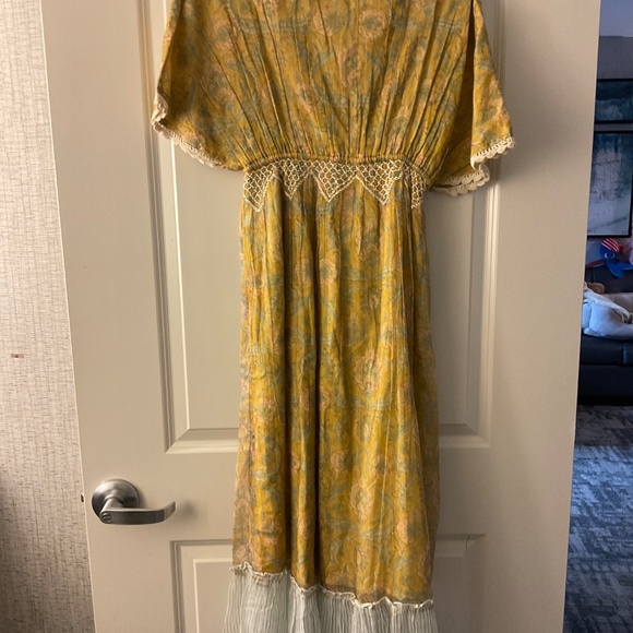 🤩LIMINAL SURYA MAXI DRESS YELLOW🤩 - Picture 10 of 13
